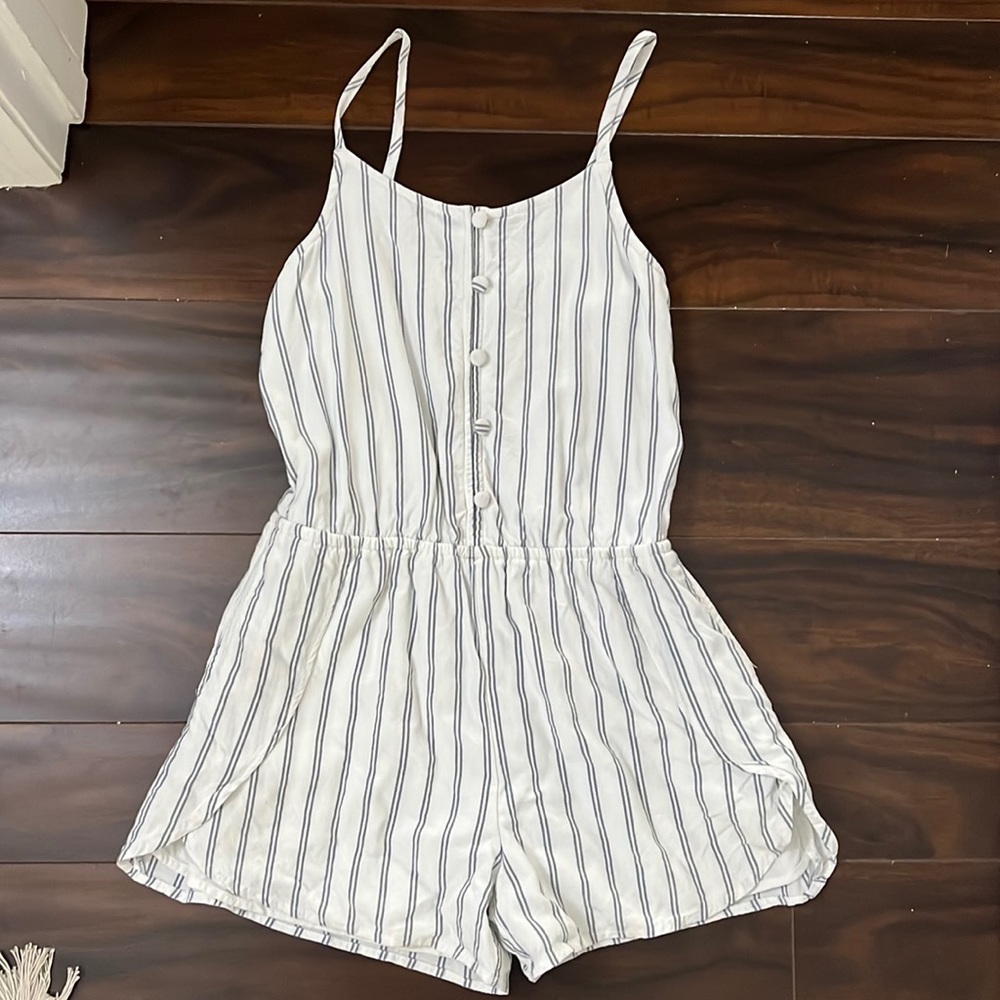 Abercrombie & Fitch girls romper size 9/10